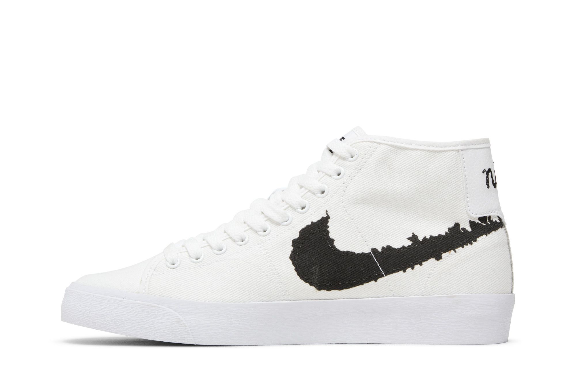 Shop Nike SB Blazer Court Mid DM8553-100