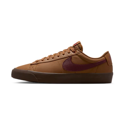Nike SB Blazer Low Pro GT Light British Tan/Light British Tan/Black Yellow/Dark Team Red