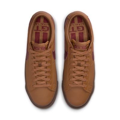 Shop 耐克SB Blazer Low Pro GT浅棕黑黄深红色滑板鞋 DV1226-200