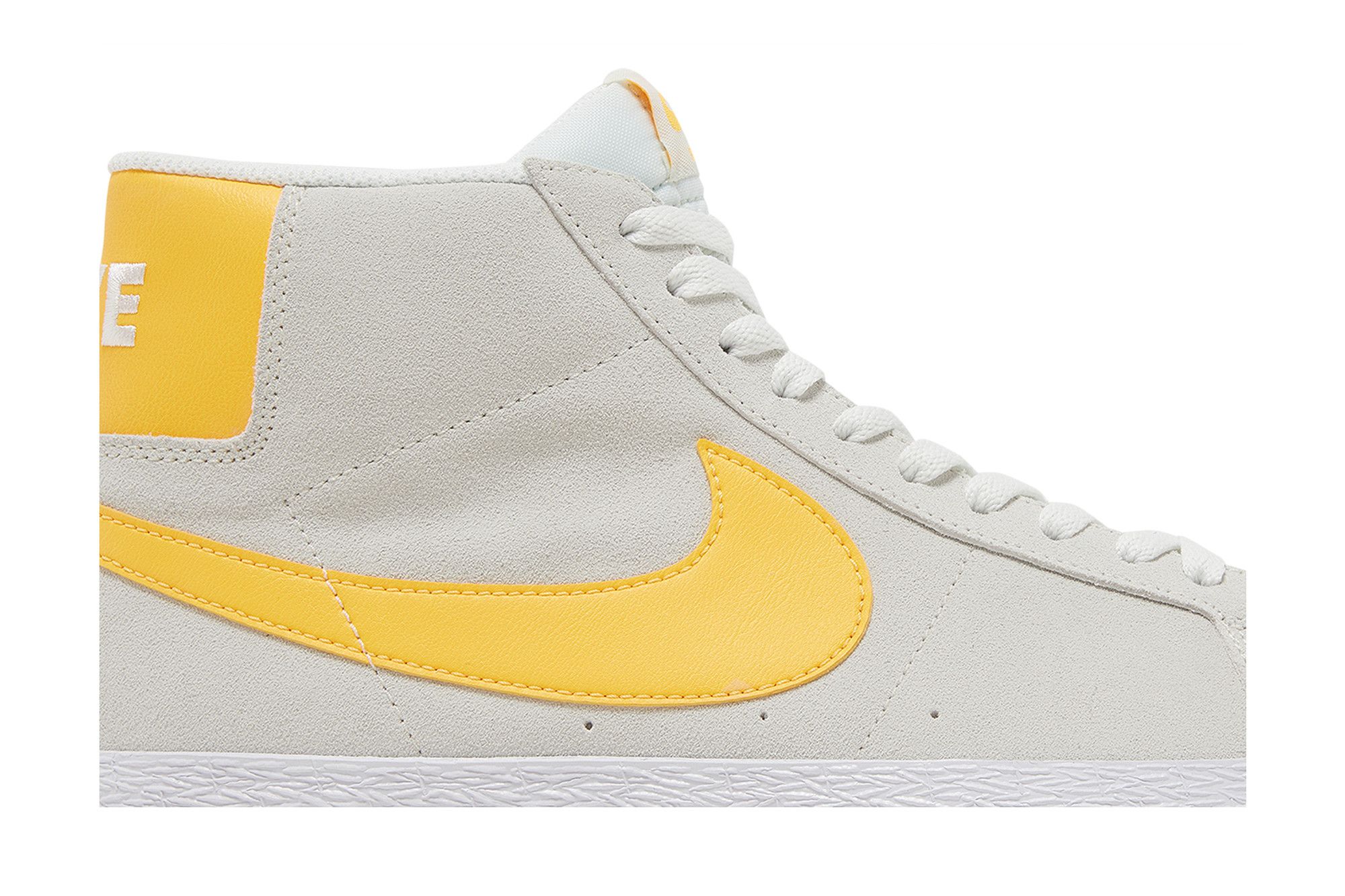 Lookbook Nike SB Blazer Zoom Mid ''Arancione Laser'' 864349-110