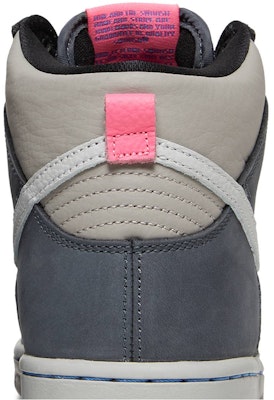 Nike SB Dunk High 'Medium Grey' DJ9800-001 Sizing Nike SB Dunk High 'Medium Grey' DJ9800-001