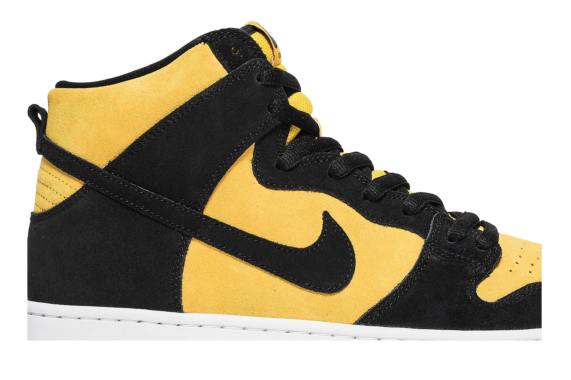 Lookbook Nike SB Dunk High ''Reverse Goldenrod'' Giallo e Nero DB1640-001