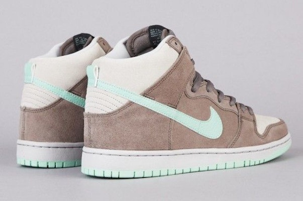 耐吉 SB Dunk High '柔灰薄荷' 305050-030 Order 耐吉 SB Dunk High '柔灰薄荷' 305050-030