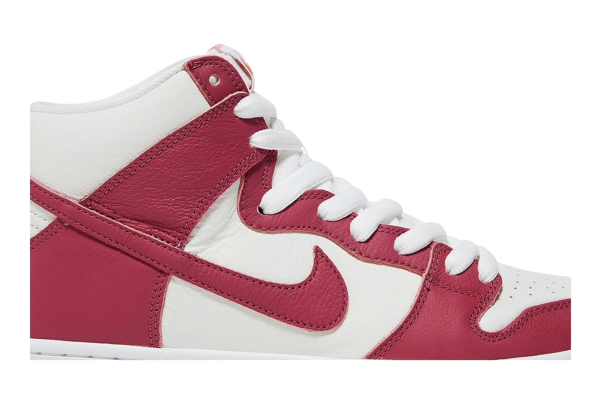 Lookbook Nike SB Dunk High '甜菜紅' DQ4485-600