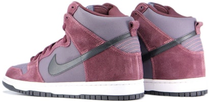 Nike SB Dunk High Pro「深酒紅網格」305050-602 Lookbook Nike SB Dunk High Pro「深酒紅網格」305050-602