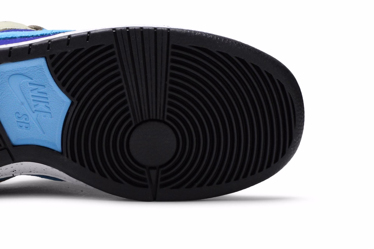 Nike SB Dunk Low 'ACG Celadon' BQ6817-301