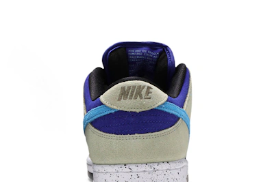 Nike SB Dunk Low 'ACG Celadon' BQ6817-301