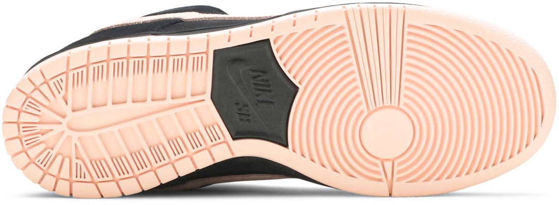 나이키 SB 덩크 로우 '블랙 코랄' BQ6817-003 Shop 나이키 SB 덩크 로우 '블랙 코랄' BQ6817-003