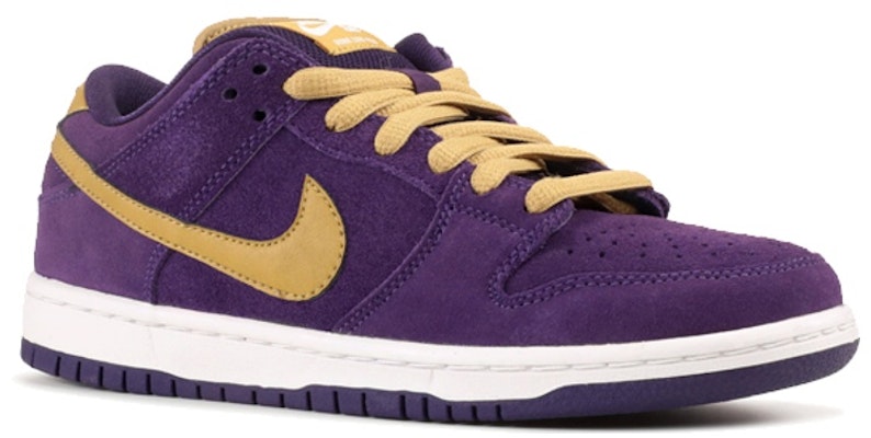 Nike SB Dunk Low 'Crown Royal' 313170-571 Lookbook Nike SB Dunk Low 'Crown Royal' 313170-571