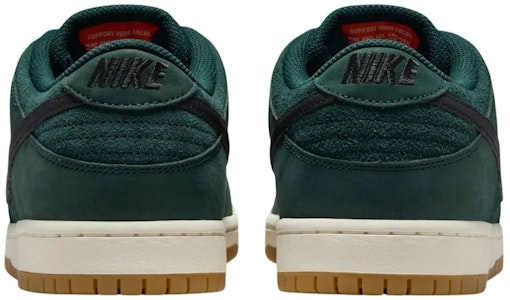 Nike Dunk Low Pro SB 'Deep Fir' Hijau Tua FJ1674-300 Shop Nike Dunk Low Pro SB 'Deep Fir' Hijau Tua FJ1674-300