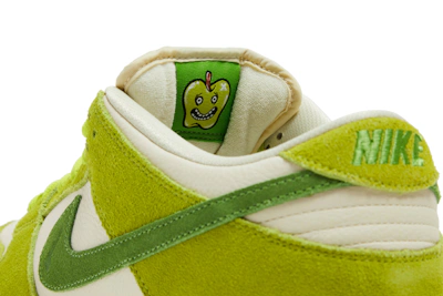 Nike SB Dunk Low 'Green Apple' DM0807-300