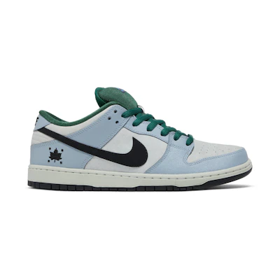 Nike SB Dunk Low 'Maple Leaf Central Park'
