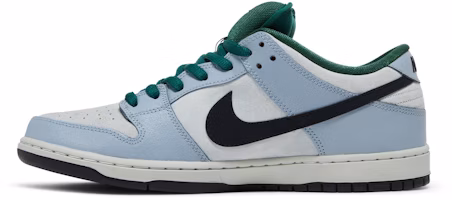 Nike SB Dunk Low 'Maple Leaf Central Park' 313170-021 Lookbook Nike SB Dunk Low 'Maple Leaf Central Park' 313170-021