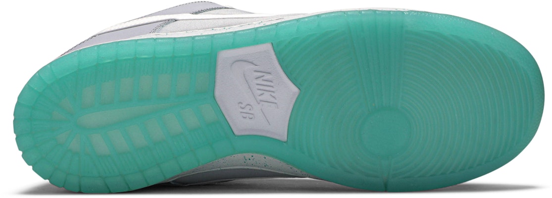 Nike SB Dunk Low 'Marty McFly' 313170-022 Shop Nike SB Dunk Low 'Marty McFly' 313170-022