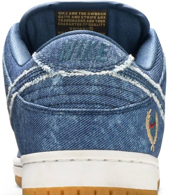 Nike SB Dunk Low 'Rivals Pack' (East) 883232-441 Sizing Nike SB Dunk Low 'Rivals Pack' (East) 883232-441