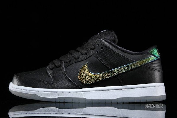Nike SB Dunk Low 'Brillo Derrame de Aceite' 304292-091 Lookbook Nike SB Dunk Low 'Brillo Derrame de Aceite' 304292-091