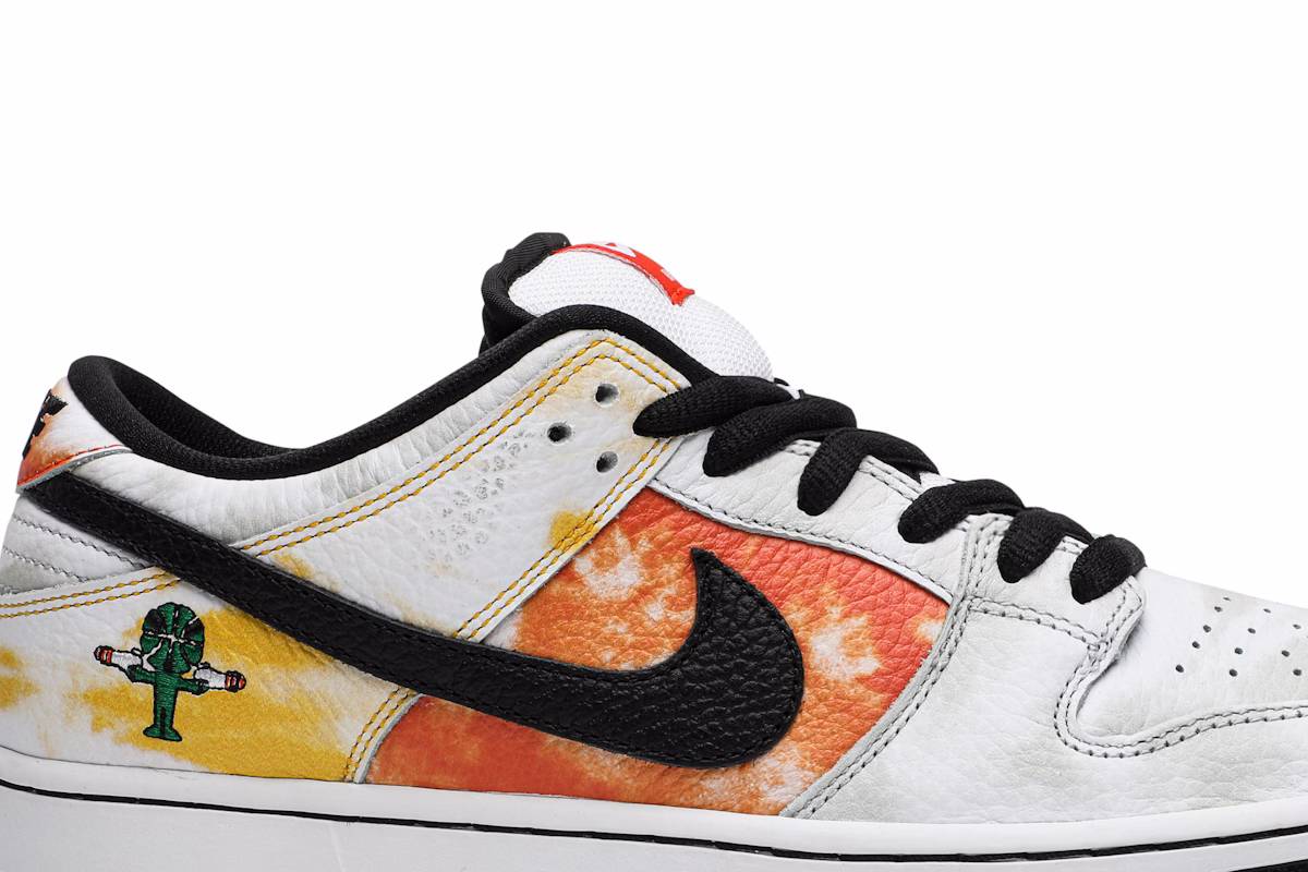 Nike SB Dunk Low 'Tie-Dye Raygun - White' BQ6832-101