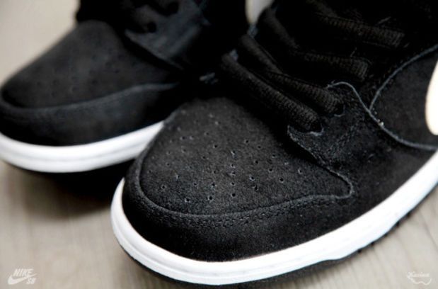 Details for Nike SB ダンク LOW プレミアム "爆竹" (Nike SB Danku LOW Puremiamu "Bakuchiku") 313170-016