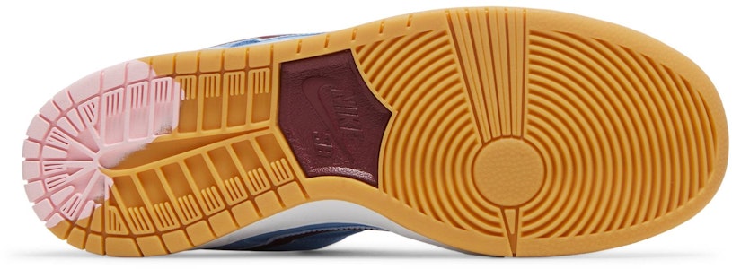 Nike SB Dunk Low Premium SB 'Philadelphia Phillies' Sneakers DQ4040-400 Shop Nike SB Dunk Low Premium SB 'Philadelphia Phillies' Sneakers DQ4040-400