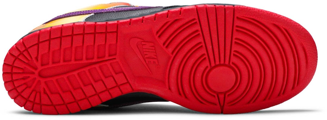 Nike SB Dunk Low Pro 'Appetite For Destruction' 304292-052 Shop Nike SB Dunk Low Pro 'Appetite For Destruction' 304292-052