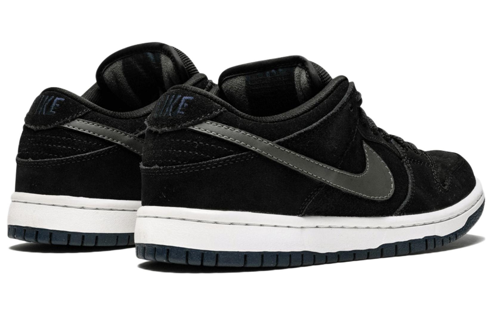 Lookbook 耐吉 SB Dunk Low Pro '黑午夜霧' 304292-025