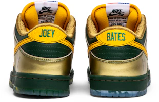 Details for Nike SB Dunk Low Pro ''Doernbecher'' 2018 Scarpe da Skate. BV8740-377