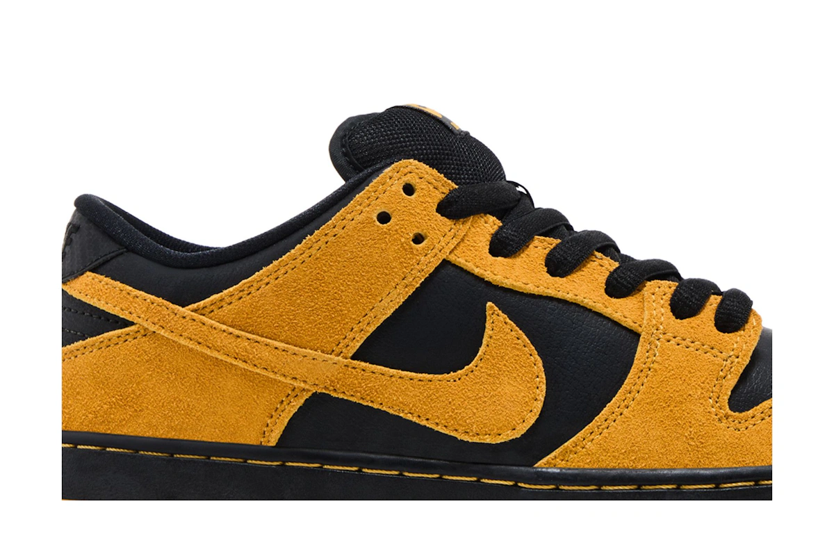 Nike SB Dunk Low Pro 'Iowa' 304292-706