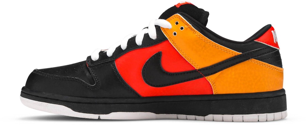 나이키 SB 덩크 로우 프로 '레이건 어웨이' 304292-803 Lookbook 나이키 SB 덩크 로우 프로 '레이건 어웨이' 304292-803