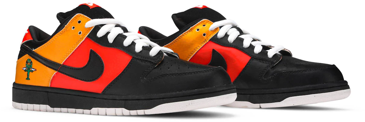Nike sb dunk low pro qs raygun clearance