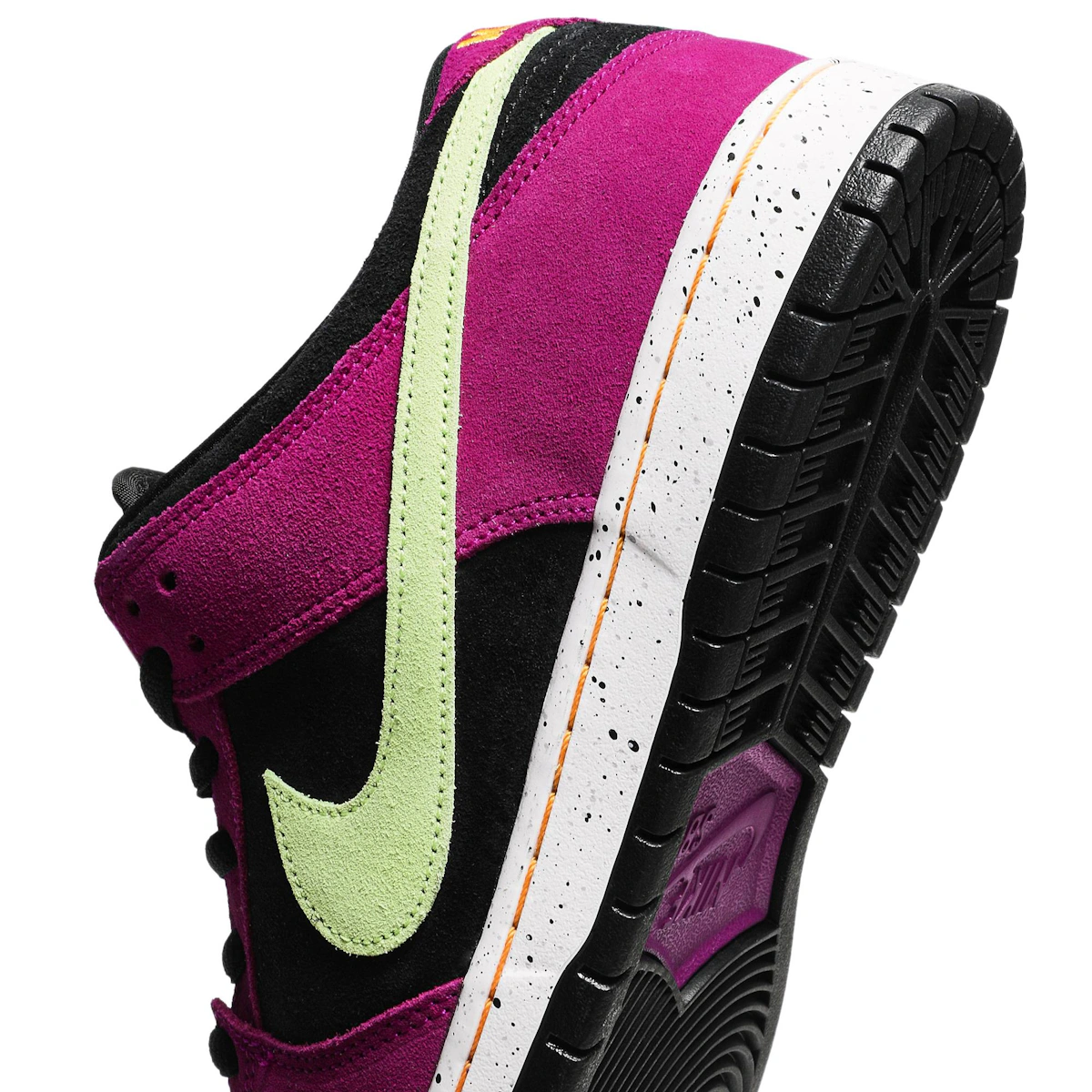 Nike SB Dunk Low Pro 'Red Plum' BQ6817-501