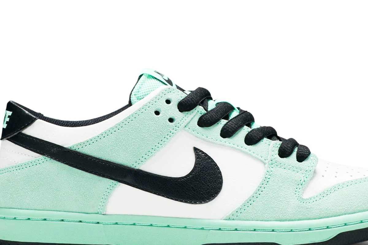 Nike SB Dunk Low Pro 'Sea Crystal' 819674-301