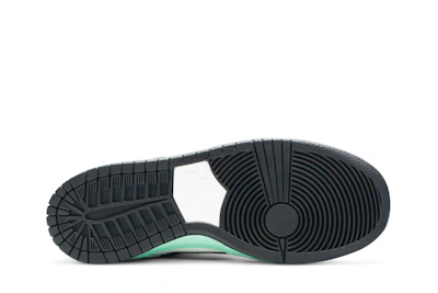 Nike SB Dunk Low Pro 'Sea Crystal' 819674-301