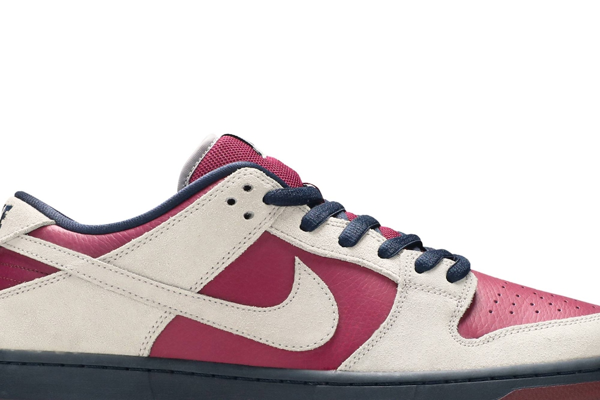 Nike SB Dunk Low Pro 'True Berry' BQ6817-001