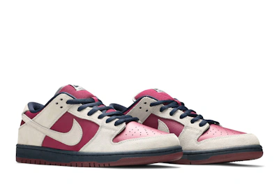 Nike SB Dunk Low Pro 'True Berry' BQ6817-001