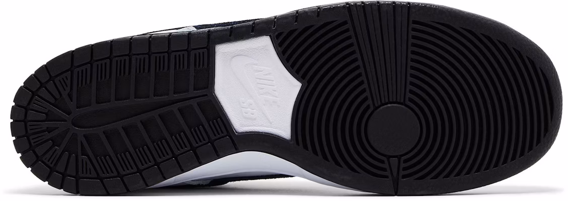 Nike SB Dunk Low Pro 'White Black' HF3704-100 Shop Nike SB Dunk Low Pro 'White Black' HF3704-100