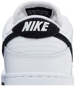Nike SB Dunk Low Pro 'Putih Hitam' HF3704-100 Sizing Nike SB Dunk Low Pro 'Putih Hitam' HF3704-100