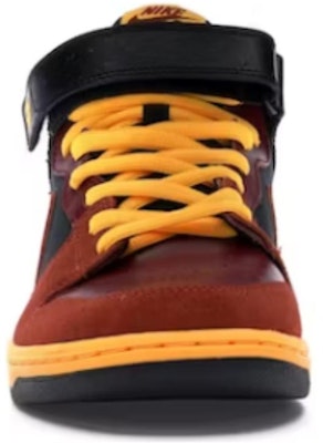 耐克SB Dunk Mid '鸵鸟' 314383-680 Shop 耐克SB Dunk Mid '鸵鸟' 314383-680