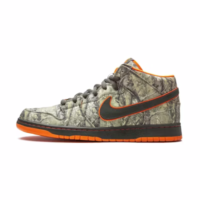 Nike SB Dunk Mid 'Real Tree Camo'
