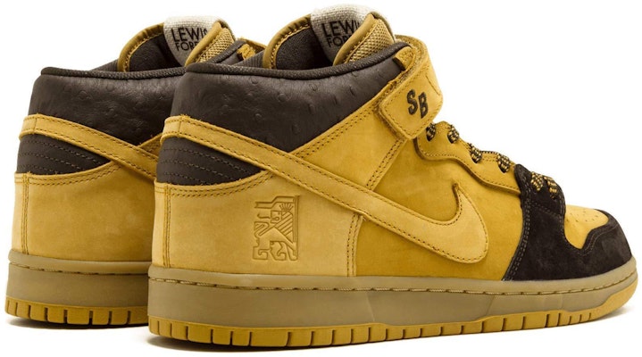 Nike SB Dunk Mid Pro 'Lewis Marnell' en Español. AJ1445-200 Shop Nike SB Dunk Mid Pro 'Lewis Marnell' en Español. AJ1445-200