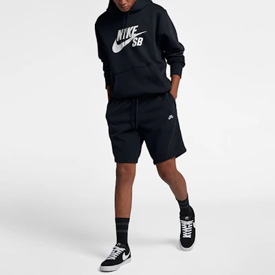Nike SB Icon Pullover Hoodie Skateboard Gaya Retro Hitam AJ9734-010 Sizing Nike SB Icon Pullover Hoodie Skateboard Gaya Retro Hitam AJ9734-010