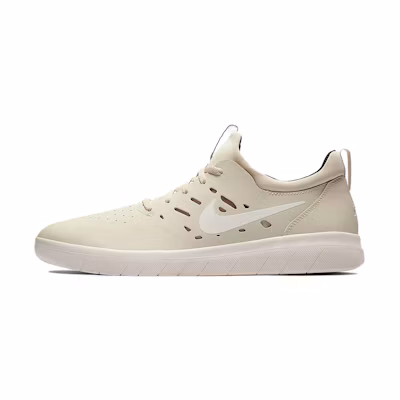 Nike SB Nyjah Free Beach