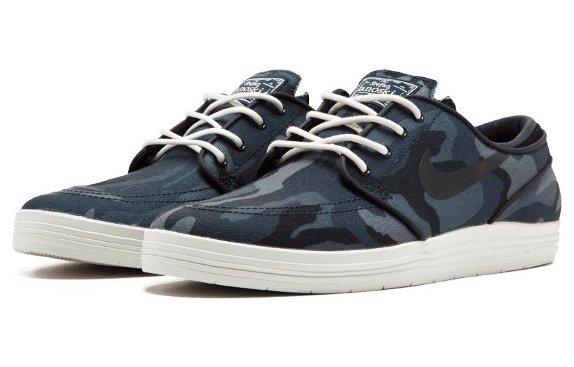 Order ナイキSB ステファン ジャノスキ ルナ 黒
(Nike SB Stefan Janoski Luna Kuro) 654857-401