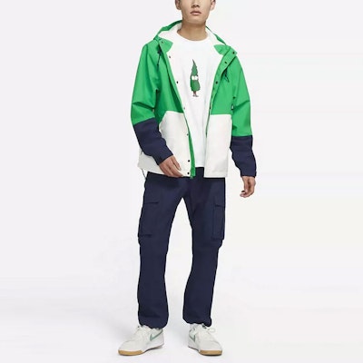 Nike SB Storm-FIT Jaket Hoodie Fleece Hijau Winter Logo Unisex. DH2626-310 Shop Nike SB Storm-FIT Jaket Hoodie Fleece Hijau Winter Logo Unisex. DH2626-310