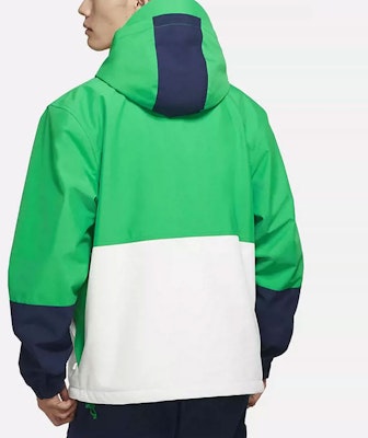 Nike SB Storm-FIT Jaket Hoodie Fleece Hijau Winter Logo Unisex. DH2626-310 Details for Nike SB Storm-FIT Jaket Hoodie Fleece Hijau Winter Logo Unisex. DH2626-310