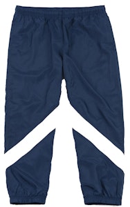 Nike SB x Parra USA 聯邦隊滑板運動套裝『勇敢藍/白』 Lookbook Nike SB x Parra USA 聯邦隊滑板運動套裝『勇敢藍/白』