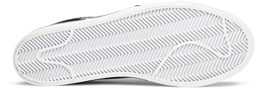 나이키 SB 줌 스테판 야노스키 프르 '디지 플로럴' 2013 482972-900 Shop 나이키 SB 줌 스테판 야노스키 프르 '디지 플로럴' 2013 482972-900