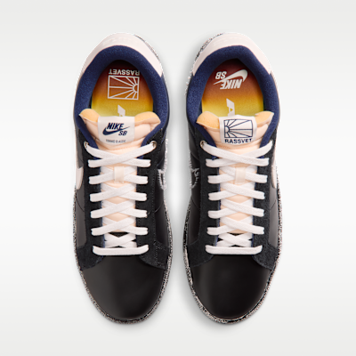 Shop Nike SB Zoom Tennis Classic x Rassvet 藍色虛空/米白/藍色虛空 IO9846-400