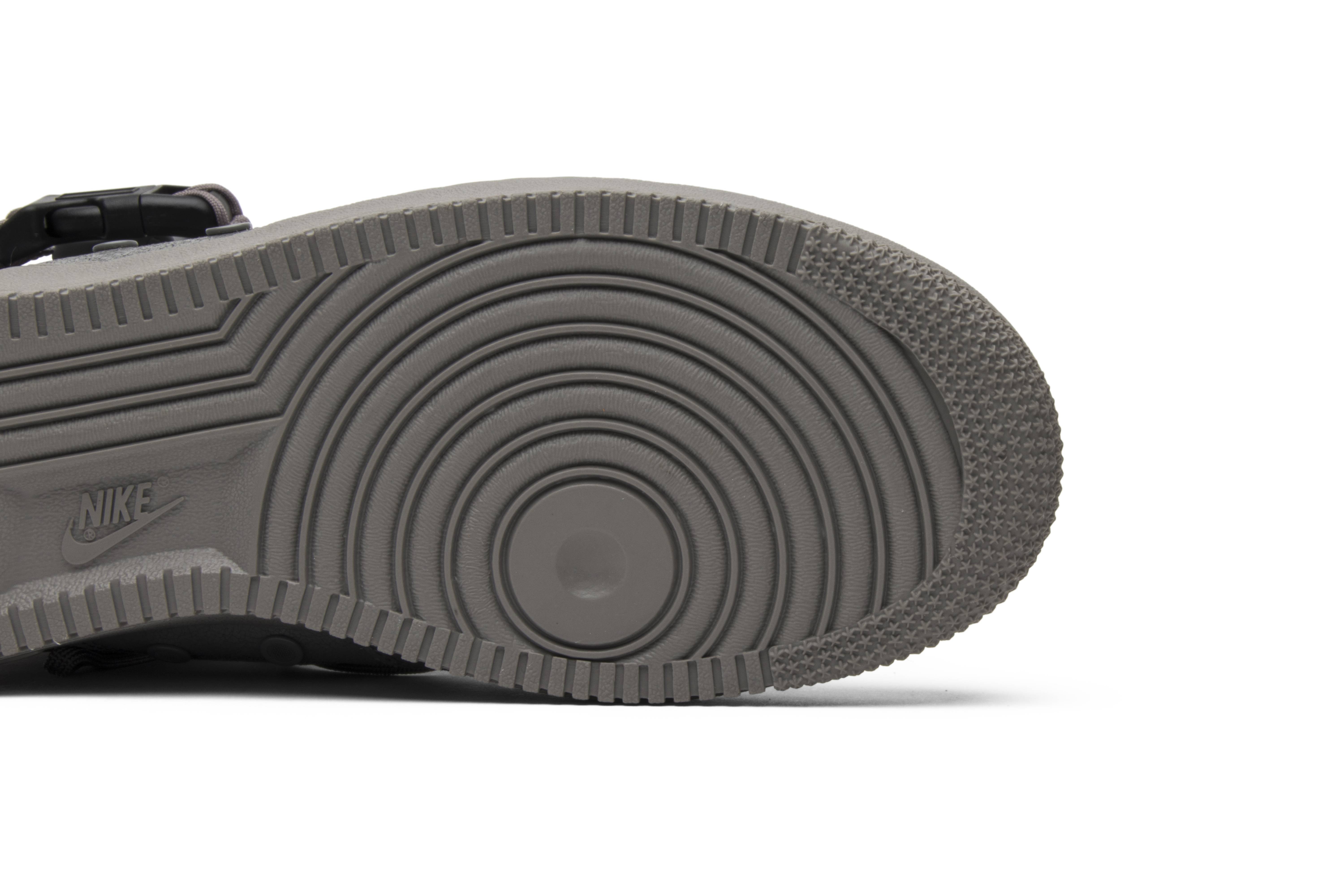 Purchase 나이키 SF 에어포스 1 더스트 그레이 903270-001