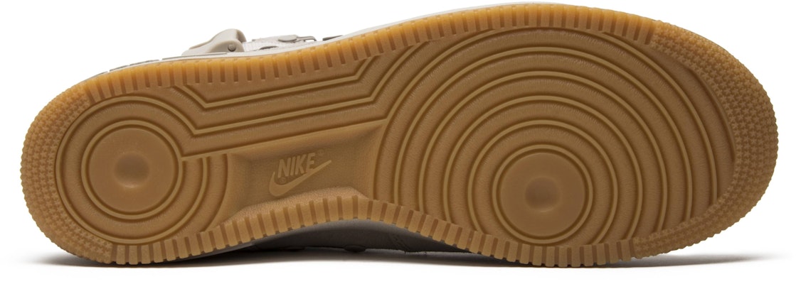 耐克 SF Air Force 1 丝绸色 864024-200 Shop 耐克 SF Air Force 1 丝绸色 864024-200