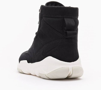 Boot Kanvas Lapangan Nike SFB 6 Inci NSW 'Hitam' 844577-001 Shop Boot Kanvas Lapangan Nike SFB 6 Inci NSW 'Hitam' 844577-001